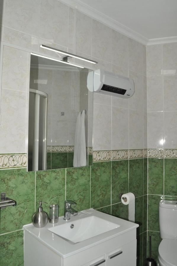 Hostal Gala Madrid Luaran gambar