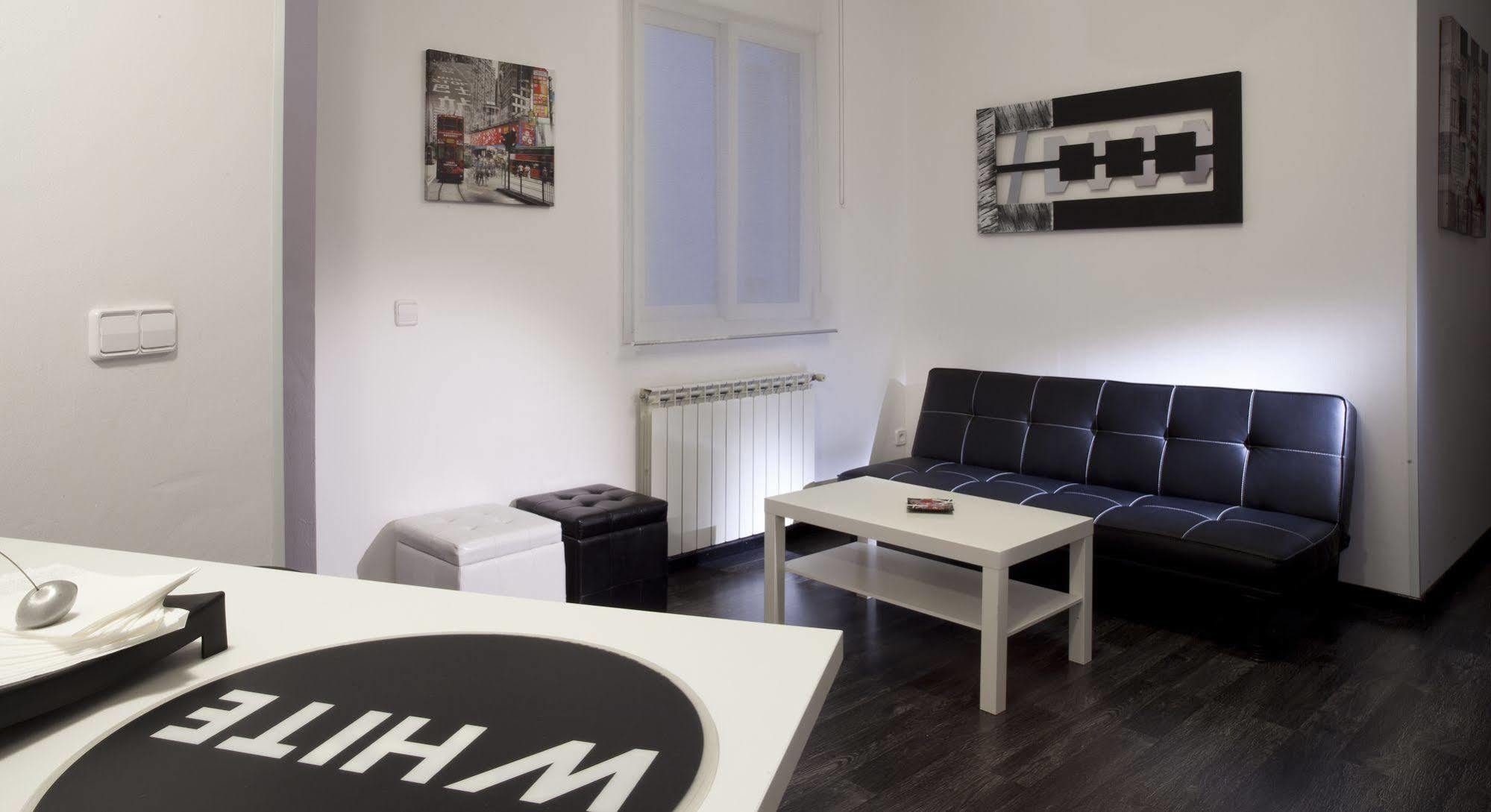 Hostal Gala Madrid Luaran gambar